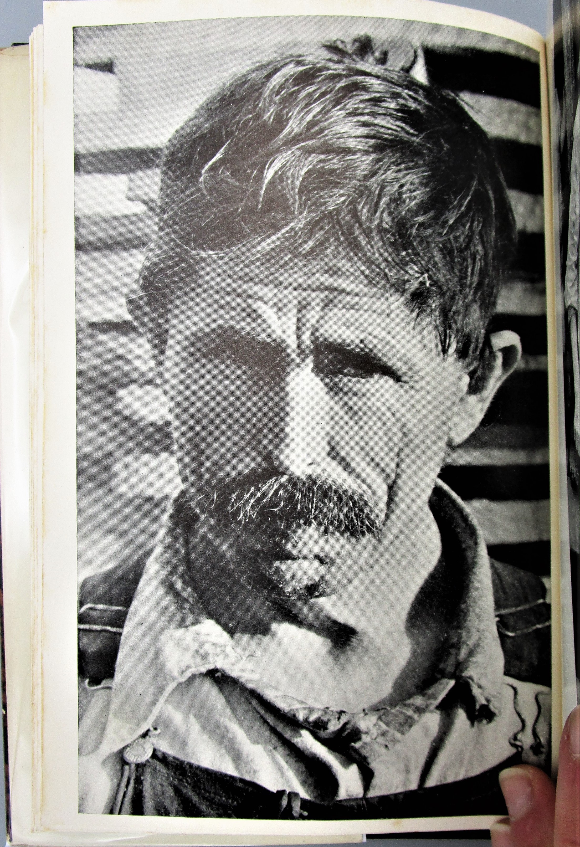 Walker Evans Dust Bowl Photo 3: Praise Famous Men